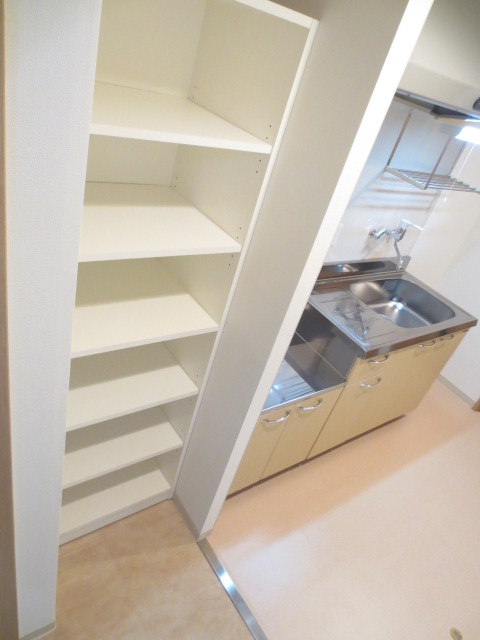 Receipt. Large shoebox