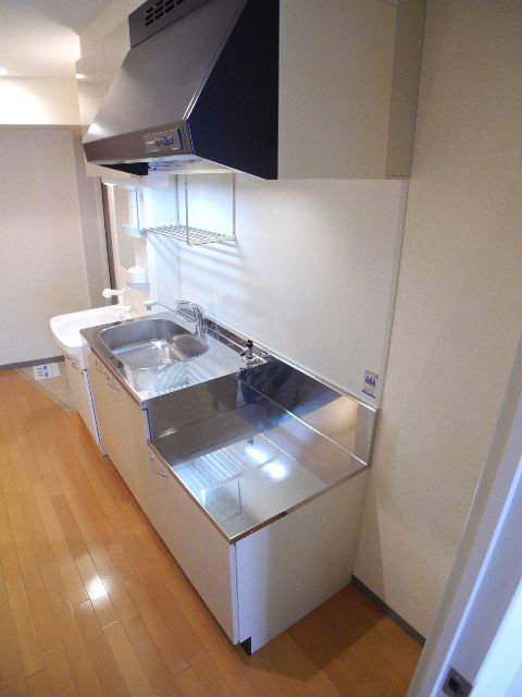 Kitchen. Two-burner stove possible