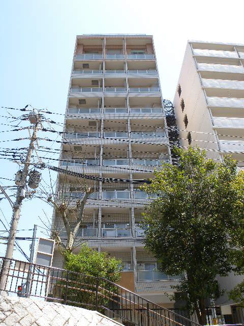 Building appearance. Horikawa passing along ☆ Is fresh in the beautiful river front of!