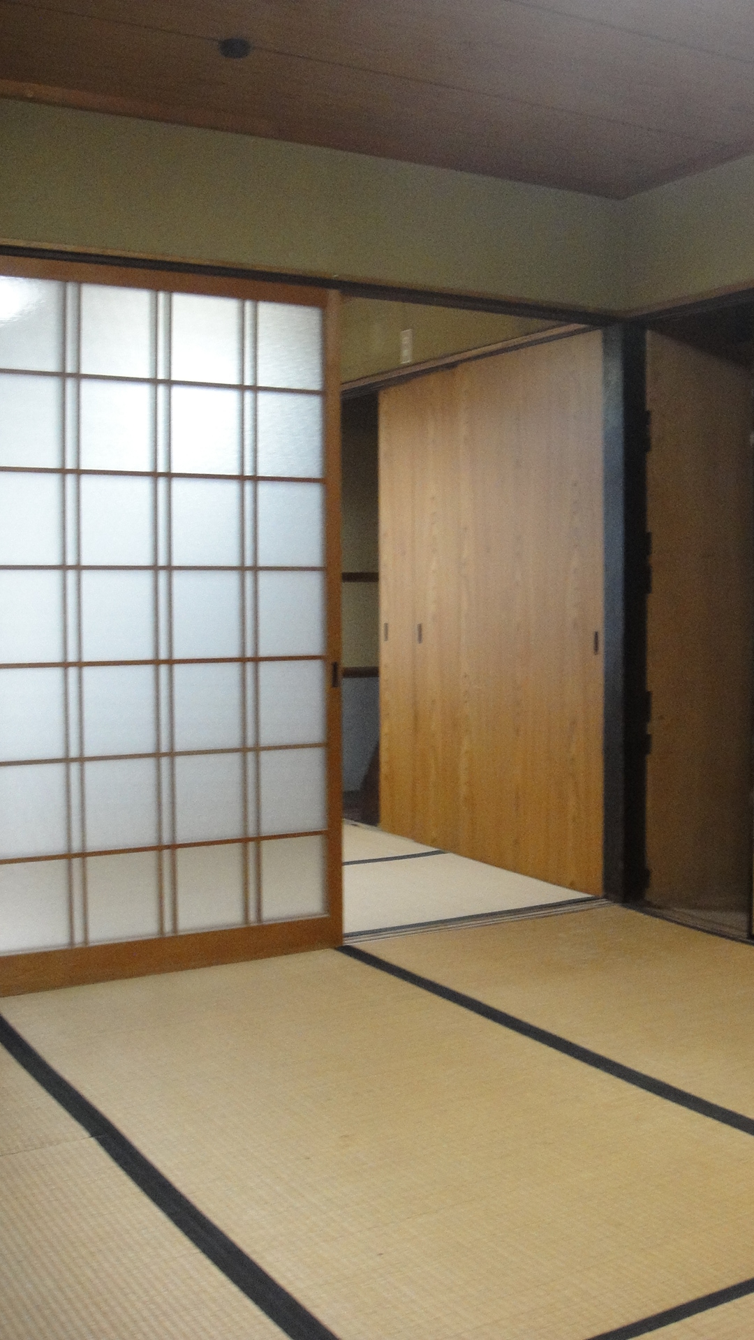 Living and room. Purr can be the room is also a number.