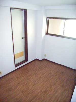 Living and room. Separate reference