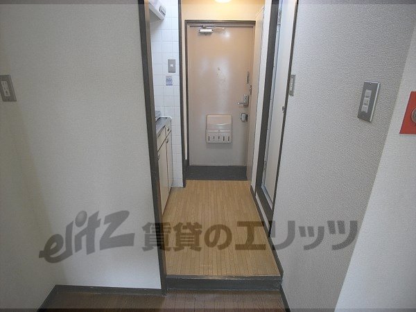 Other room space. Corridor