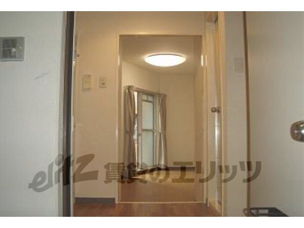 Other room space. Corridor