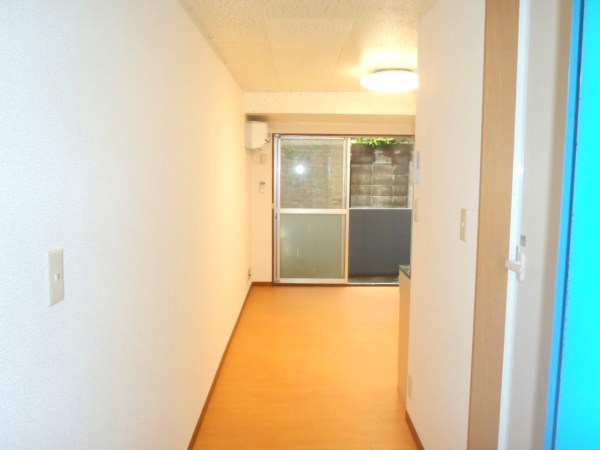 Other room space. Corridor