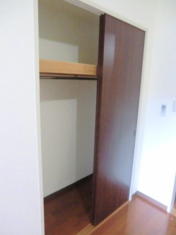 Receipt. There housed in a Western-style ☆