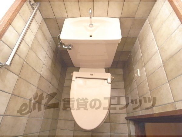Toilet. 1st floor