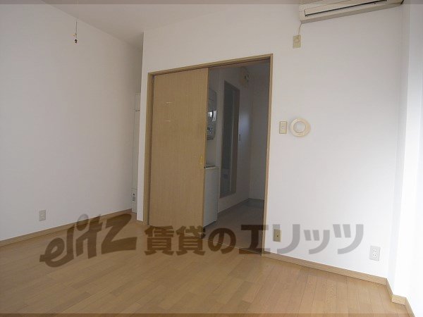 Living and room. Easy-to-use floor plans in the square