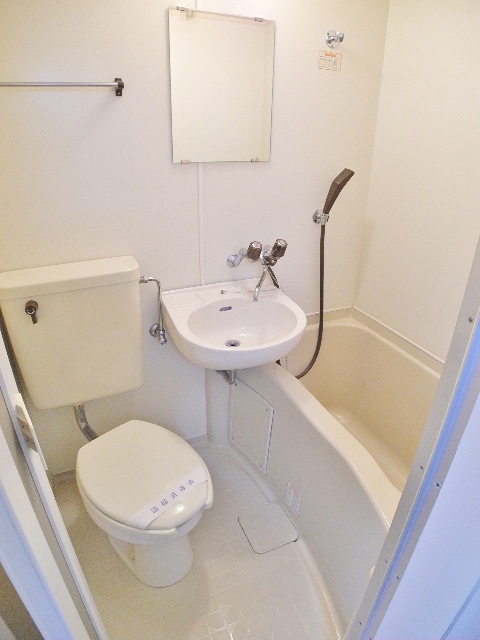 Bath. toilet ・ It comes with the bath ☆