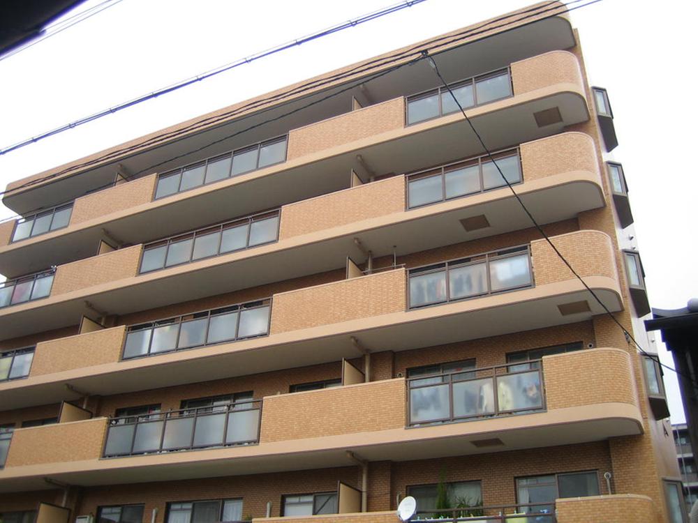 Local appearance photo. Local (10 May 2013) Shooting