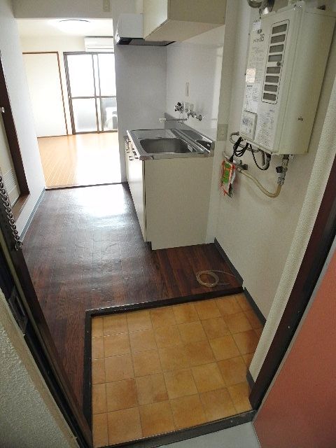 Entrance. Leave it if Kyoto rent "House Network" ☆