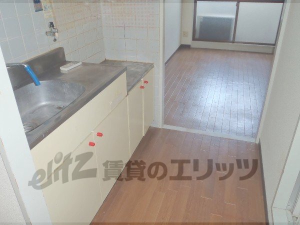 Other room space. Corridor