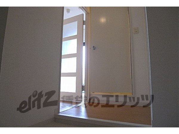 Other room space. Corridor