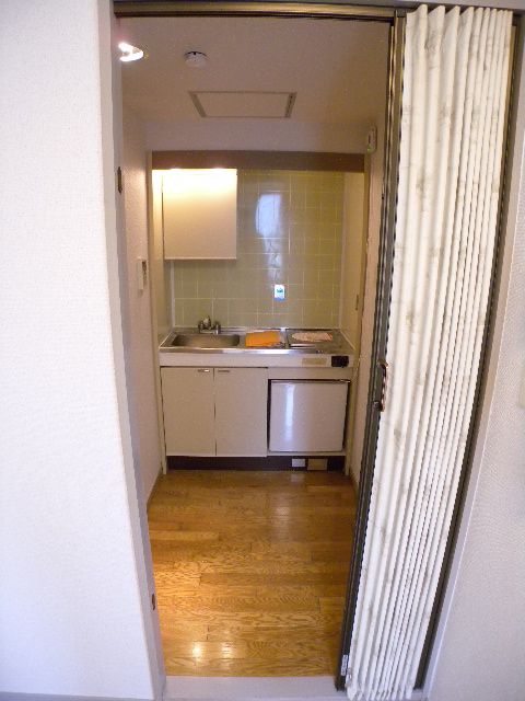 Other room space. Looking for room to the success of the House network ☆