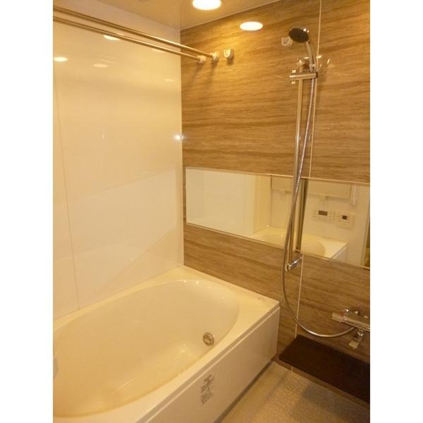 Bath. Bathroom (1317)