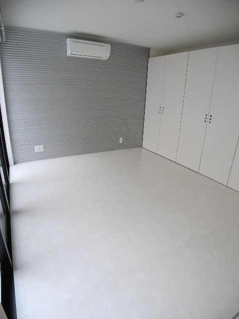 Other room space. Western-style 6.7 Pledge