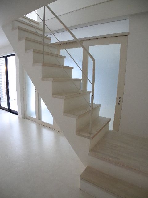 Other Equipment. Maisonette