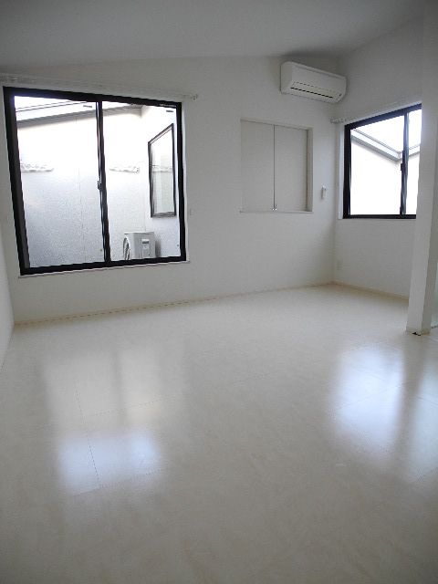 Other room space. Terrace and atrium