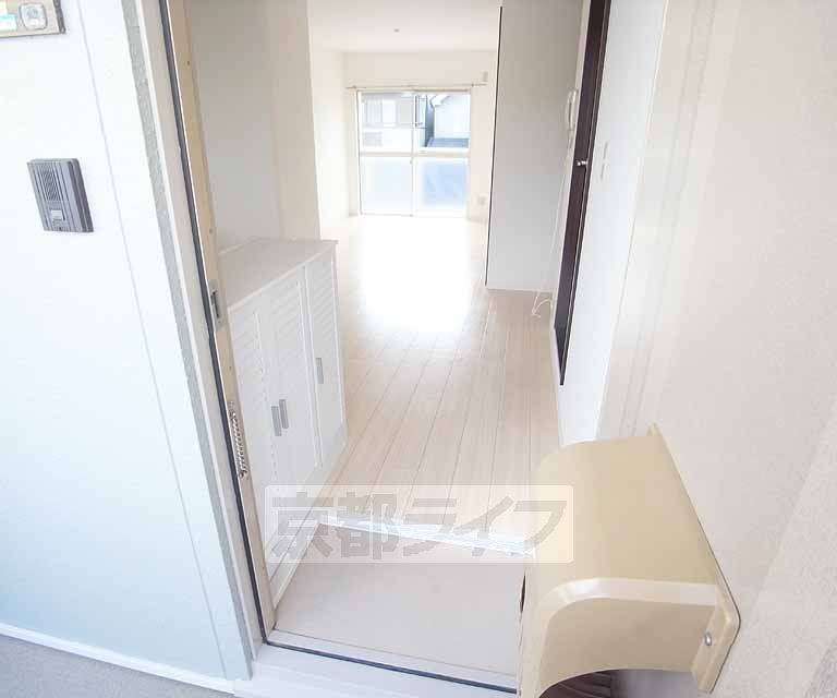 Entrance. It is entrance.