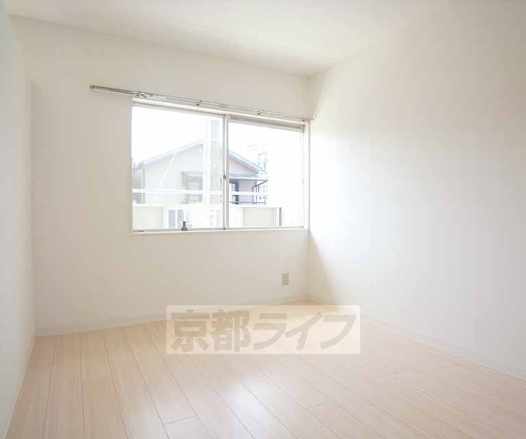 Living and room. 6 Pledge of Western-style.