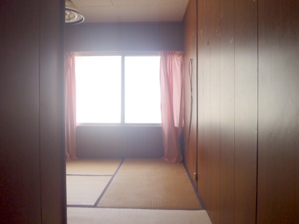 Other room space. Corridor