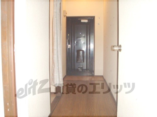 Other room space. Corridor