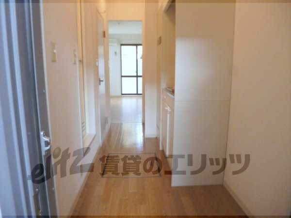 Other room space. Corridor