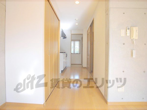 Other room space. Corridor