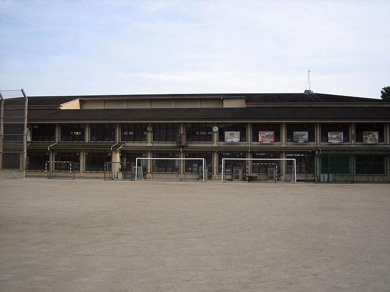 Junior high school.  [Nishigamo junior high school] Up to 500m ● 7-minute walk 
