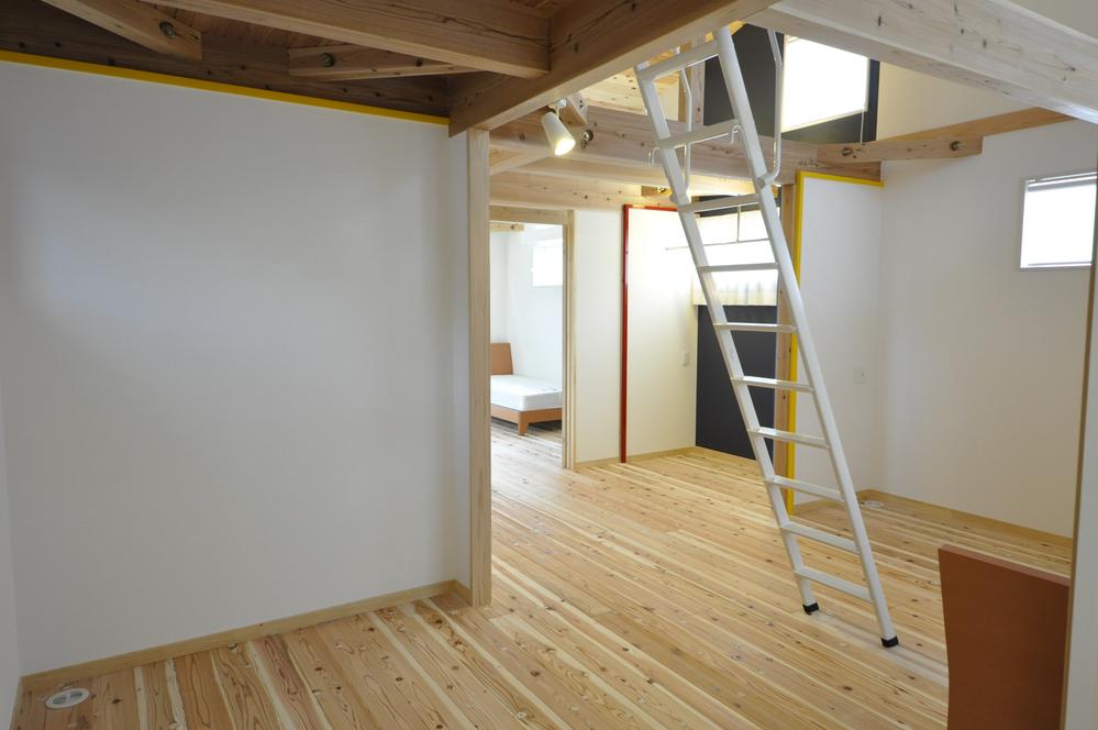 exhibition hall / Showroom. (exhibition hall)