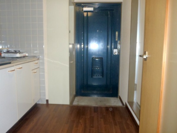 Other room space. Corridor