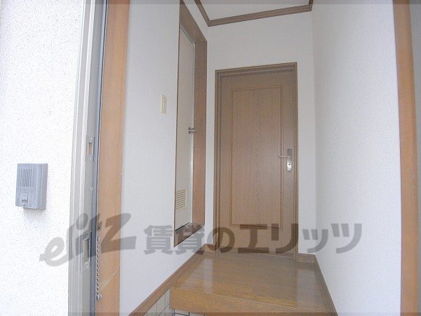 Other room space. Corridor