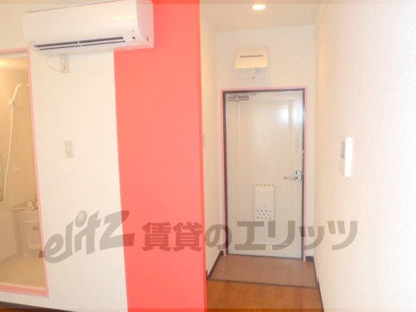 Other room space. Corridor