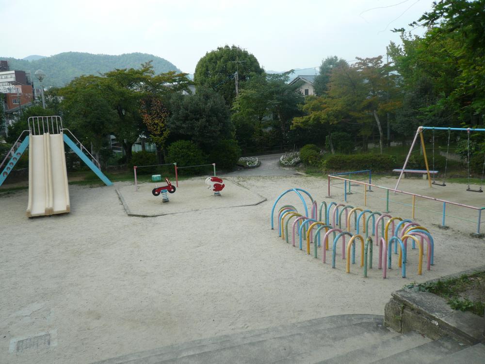 park. 310m to ship Okayama park