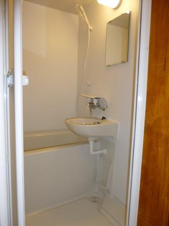 Bathroom. Indoor (12 May 2013) Shooting ・ It ended renovated! 