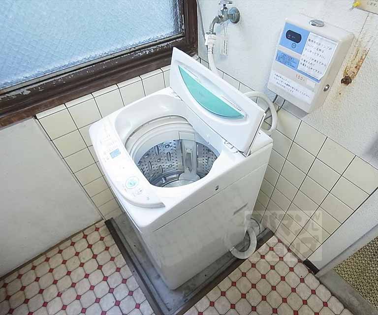 Other room space. Share is the washing machine.