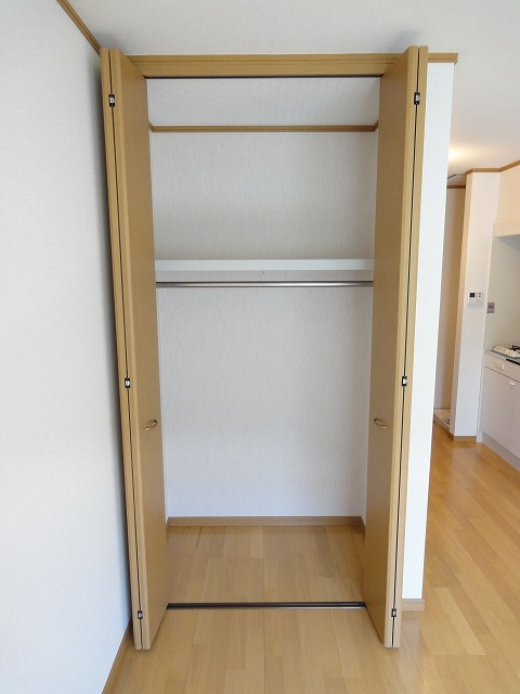 Receipt. (Reference photograph)