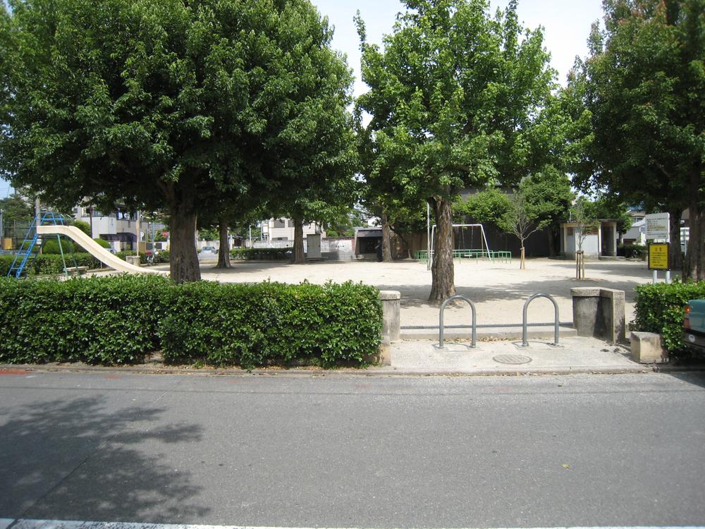 Other. Ichijo-cho children's park 3-minute walk