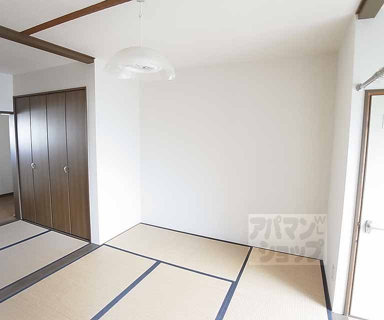 Other room space. Western style room