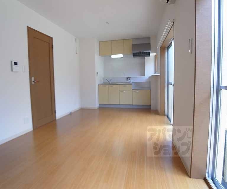 Living and room. Day is good