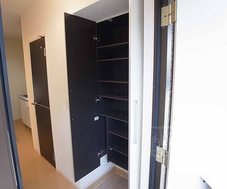 Other room space. Cupboard