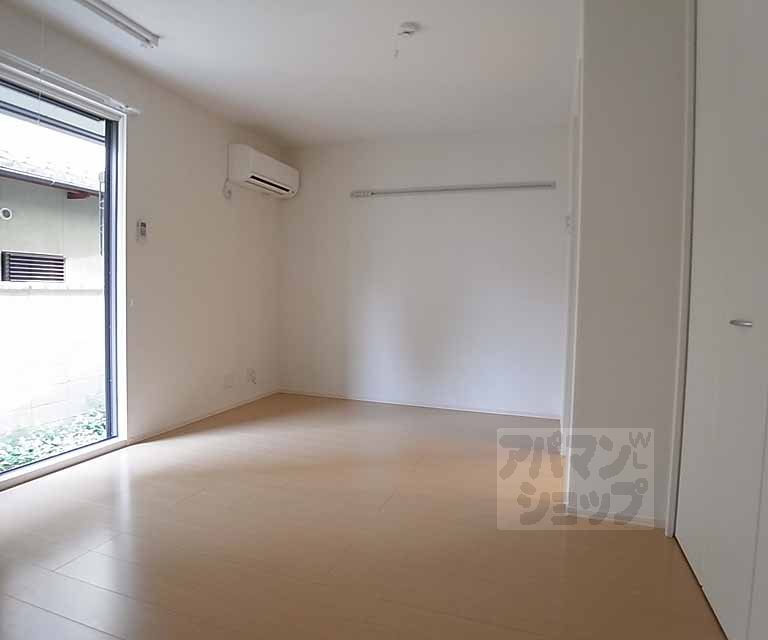 Living and room. The rooms are spacious and 8.6 Pledge