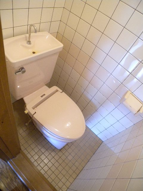 Toilet. ※ Photo is a thing of another floor plan