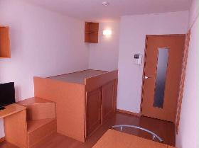 Other. tv set ・ desk ・ Storage bet ・ Air-conditioned