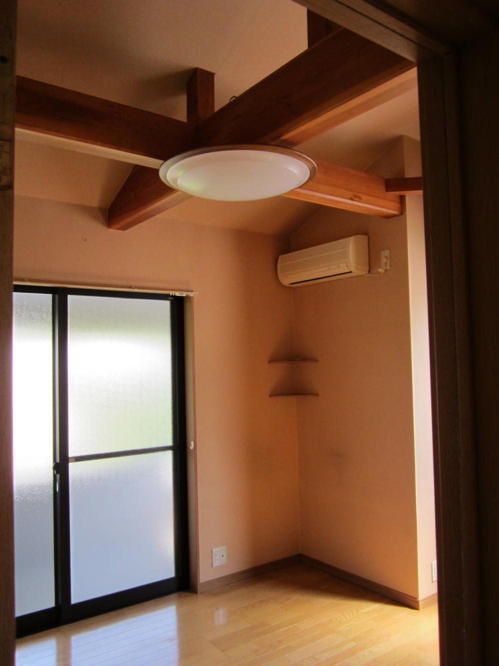 Non-living room. Room (May 2013) Shooting