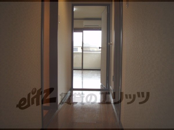 Other room space. Corridor