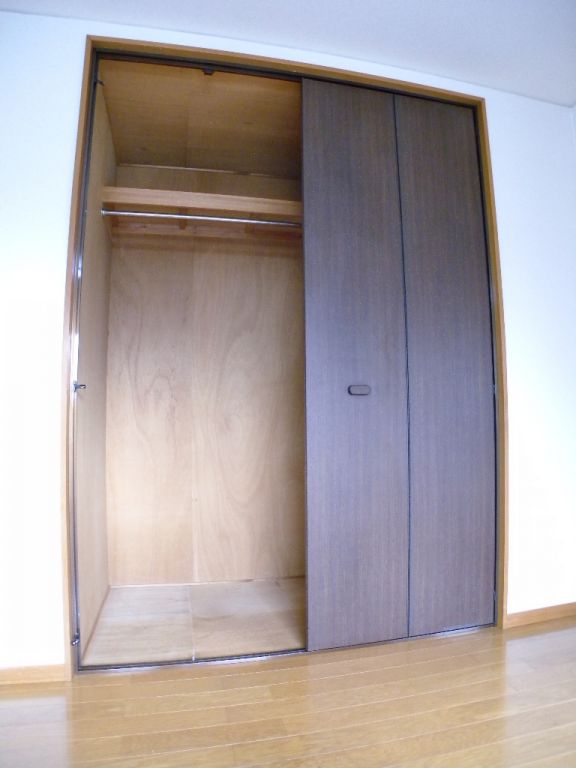 Receipt. There is storage space on the second floor of the Western-style ☆