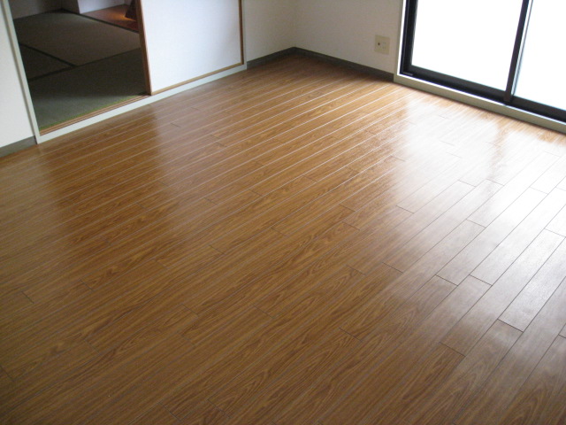 Living and room. Can you use your spacious Since 11 Pledge