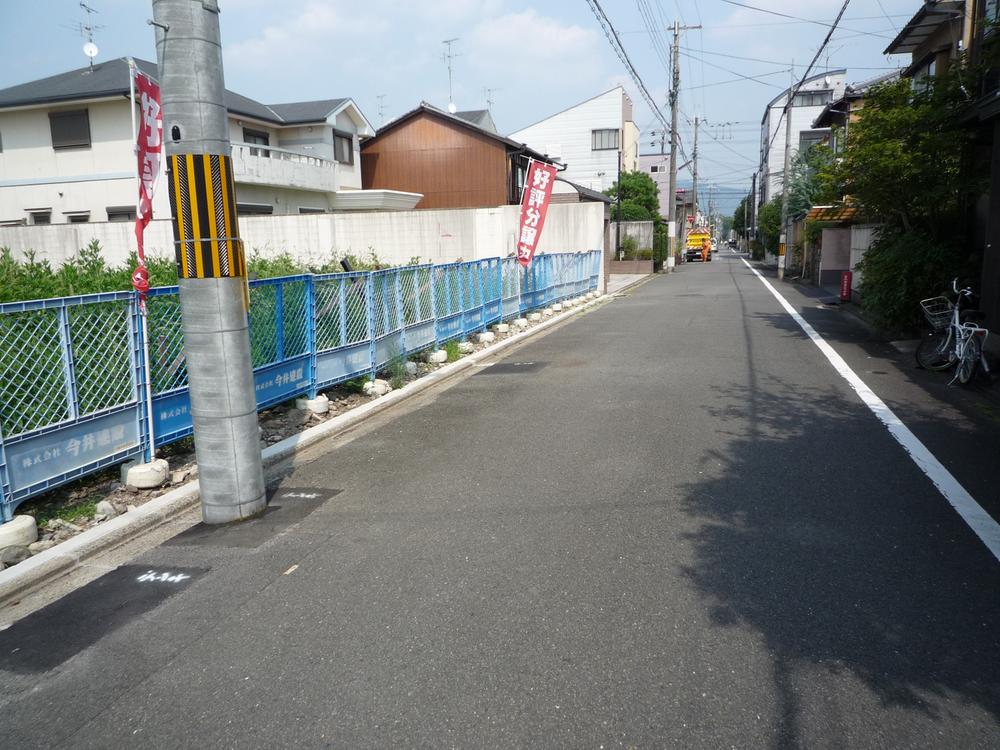 Local photos, including front road. Local (July 2013) Shooting