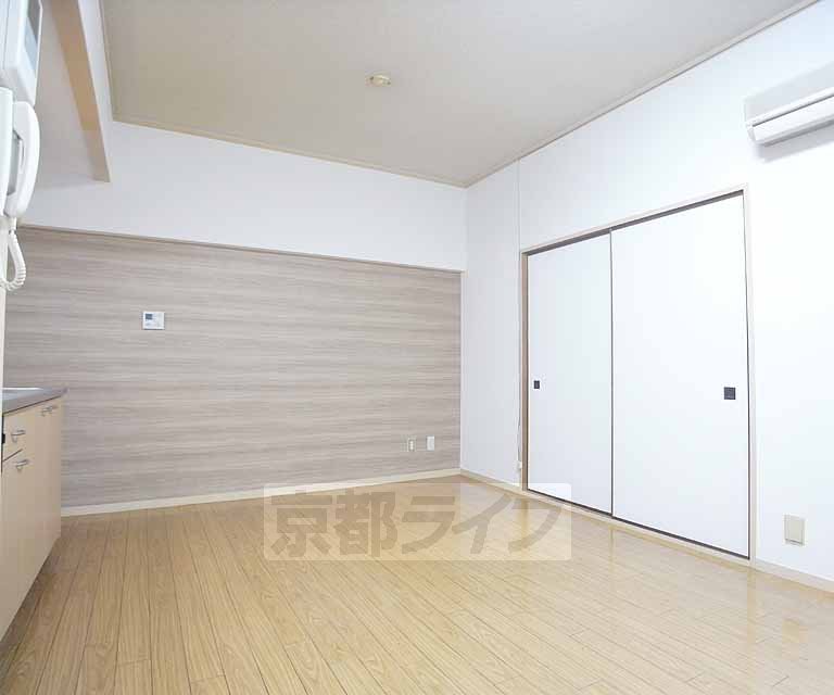 Living and room. 10 Pledge of is living.