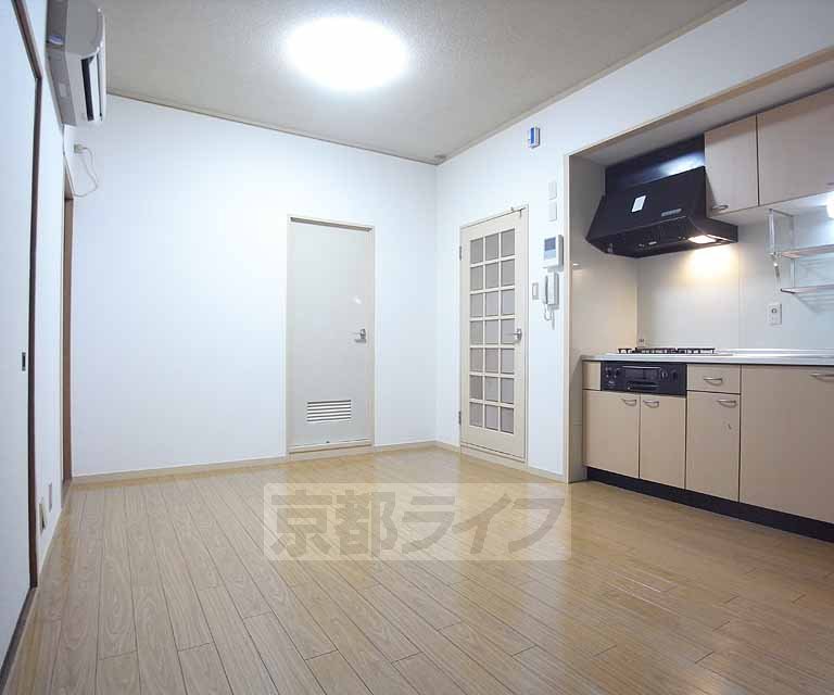 Living and room. 10 Pledge of is living.